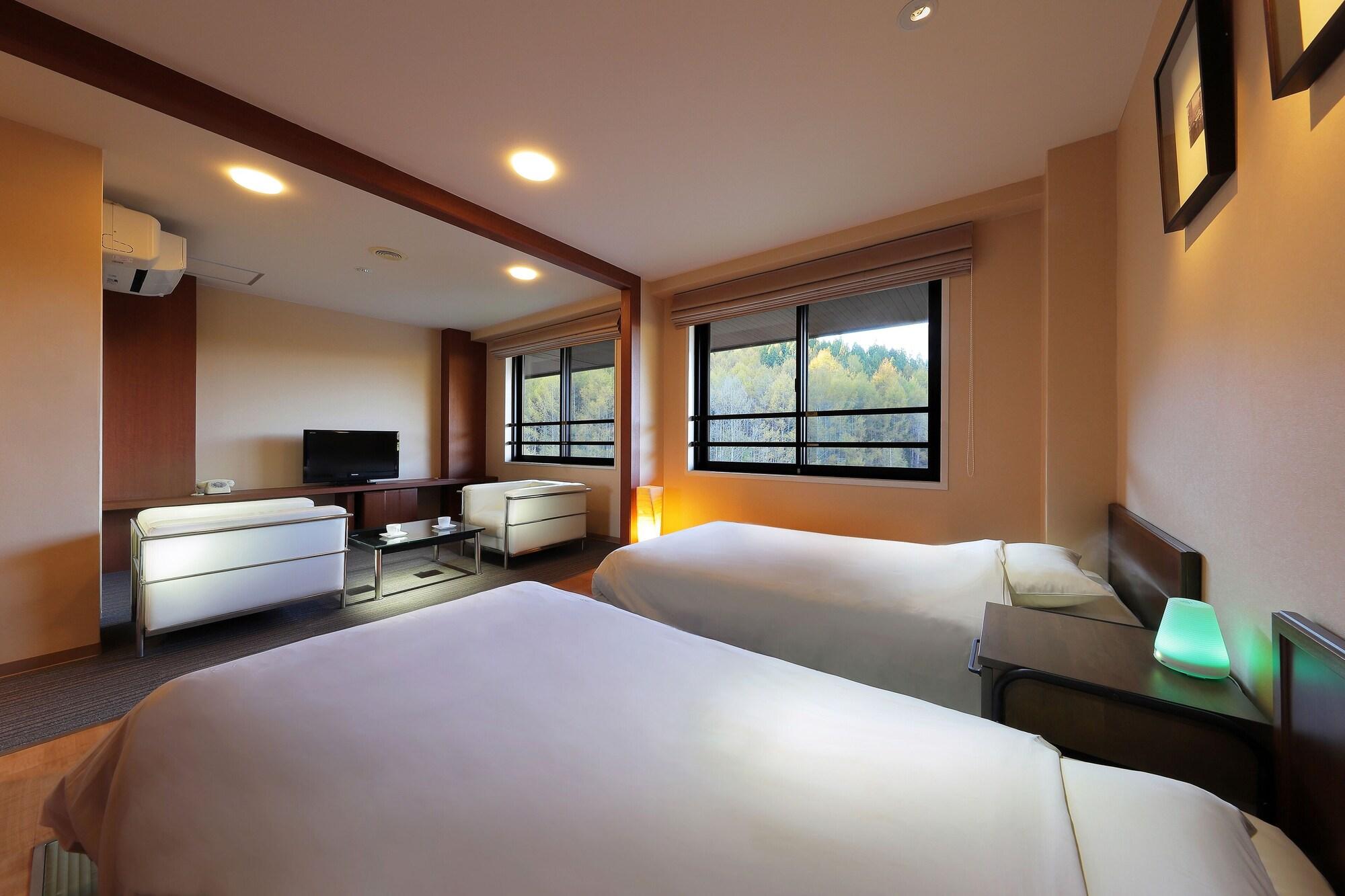 Hotel Ryu Resort And Spa Takayama  Exterior foto