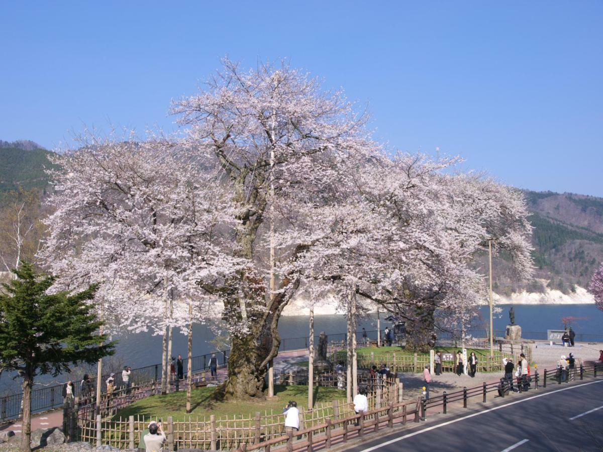 Hotel Ryu Resort And Spa Takayama  Exterior foto
